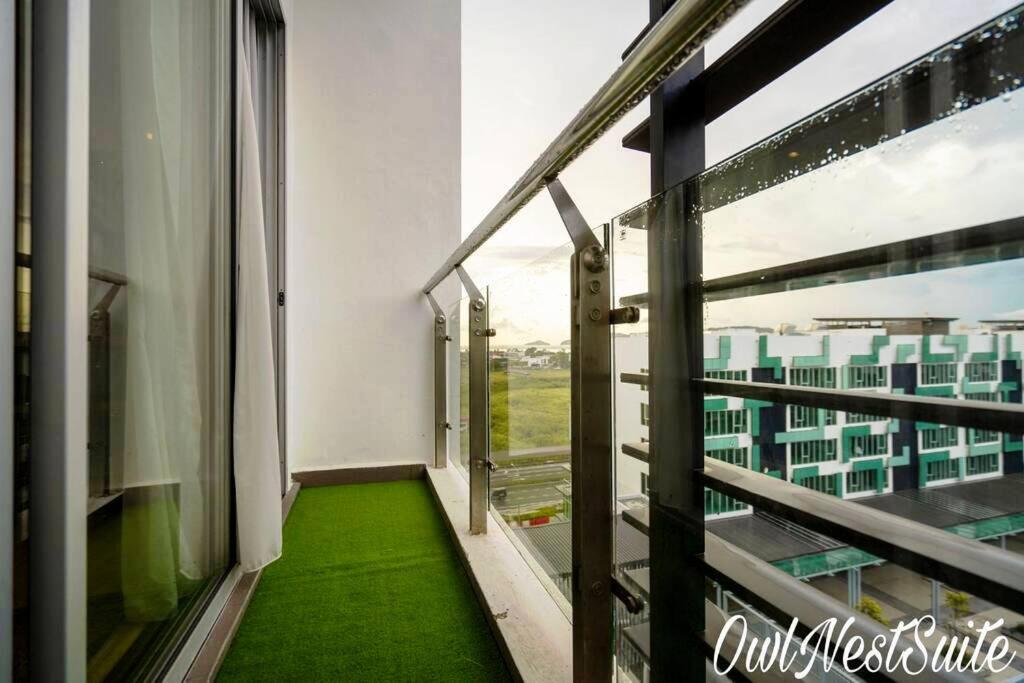Owl Nest Suite' At Aeropod Sovo Kota Kinabalu