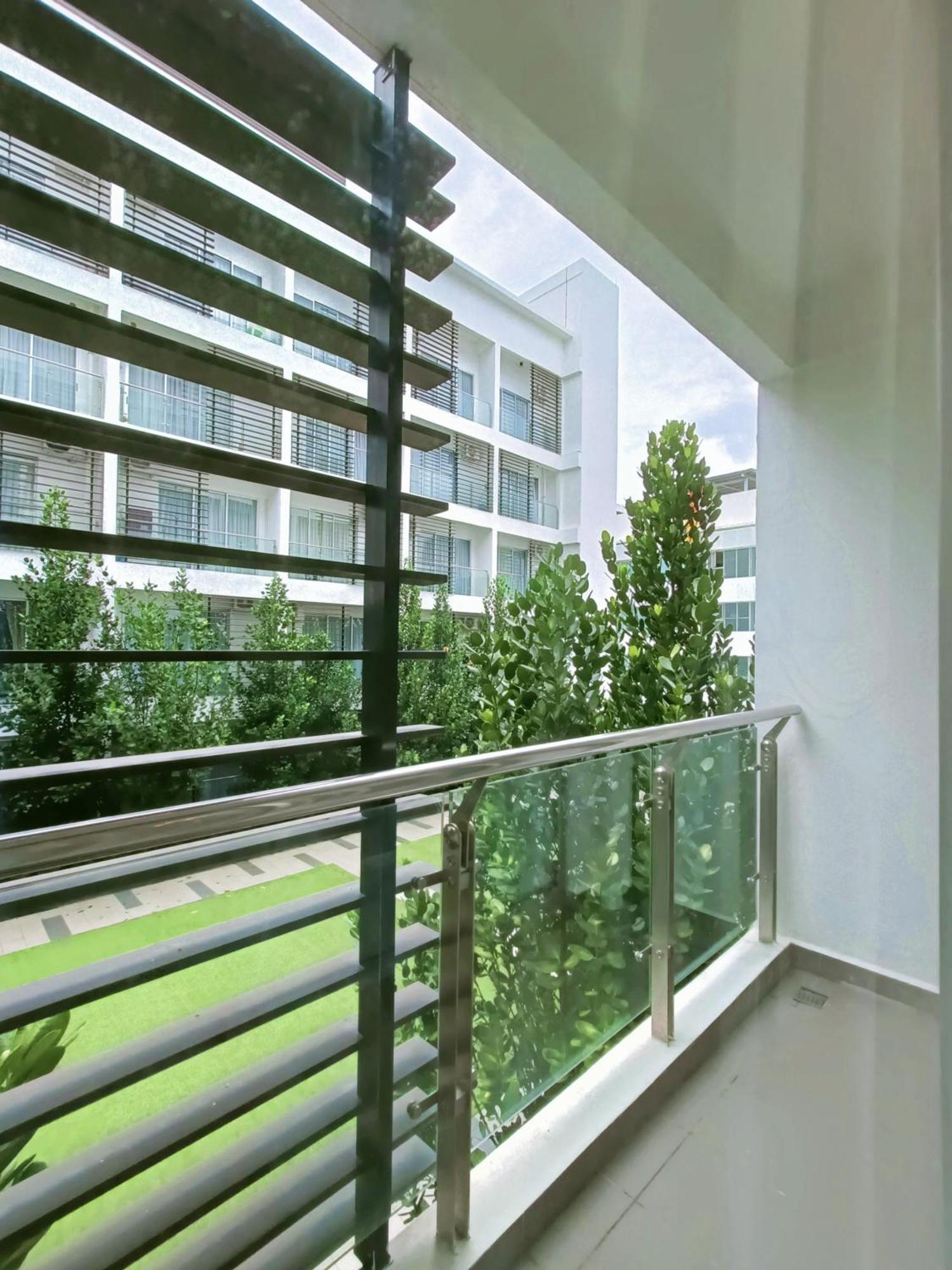 Apartment Owl Nest Suite' At Aeropod Sovo