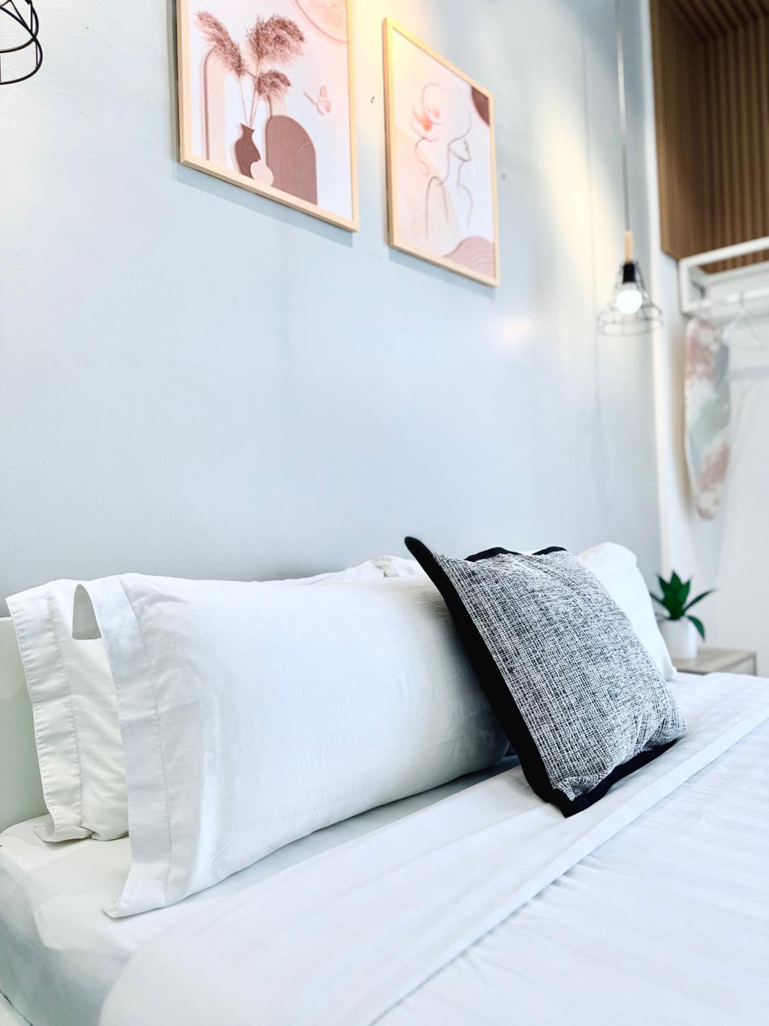 Owl Nest Suite' At Aeropod Sovo Apartment *